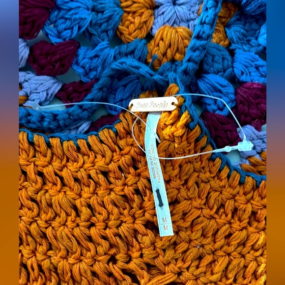 NEW FREE PEOPLE - Multicolored Crochet Crop Top with Diamond Cut in Size Small - Picture 5 of 8